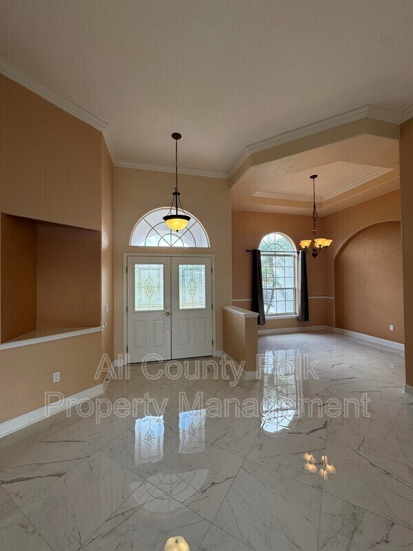 Building Photo - 2948 Vintage View Cir