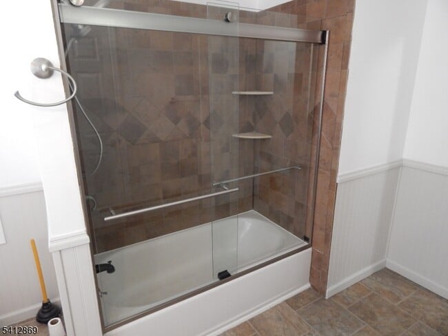 Building Photo - 29 Willard St