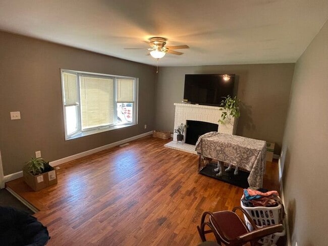 Building Photo - 2223 Humphrey St