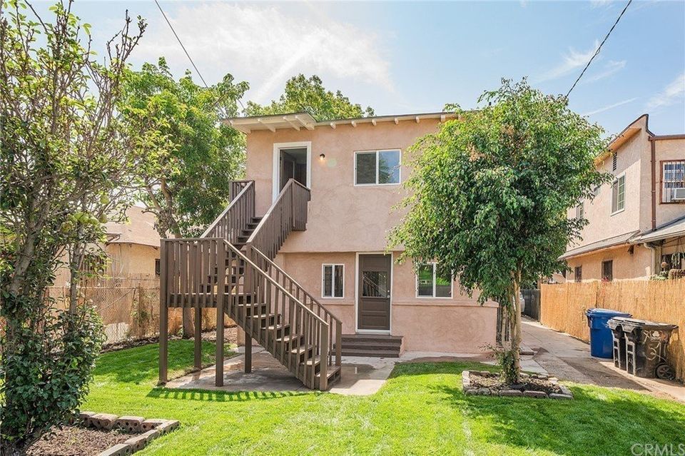 Building Photo - 1207 E 55th St