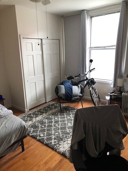 Building Photo - 18 Haviland St