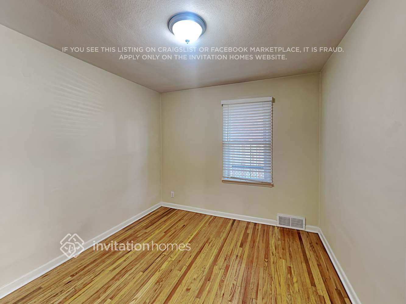 Building Photo - 1159 W Marion St