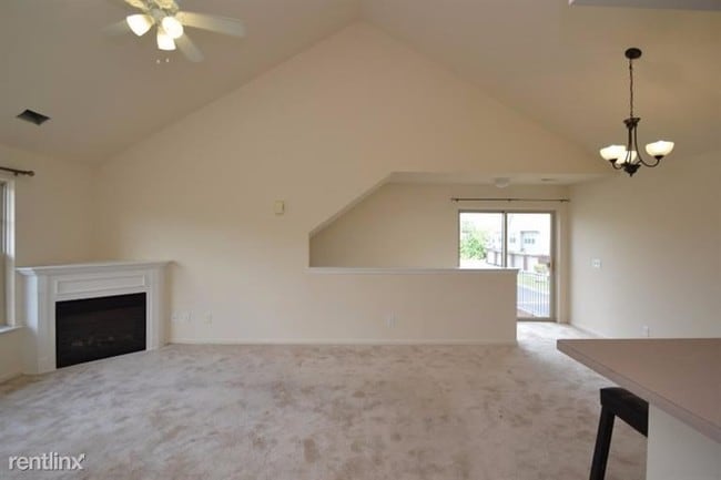 Building Photo - 1328 Addington Ln