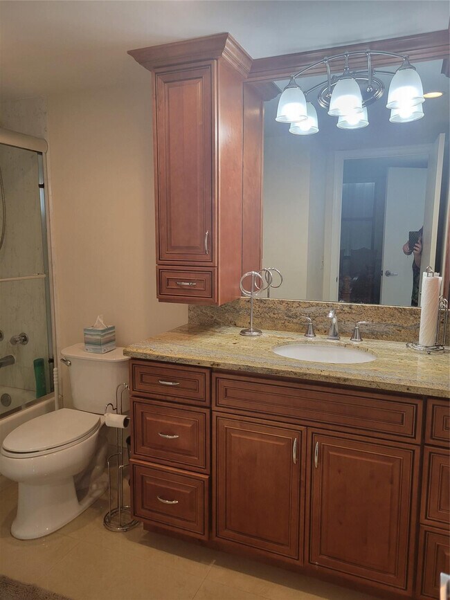 Building Photo - 2401 S Ocean Dr