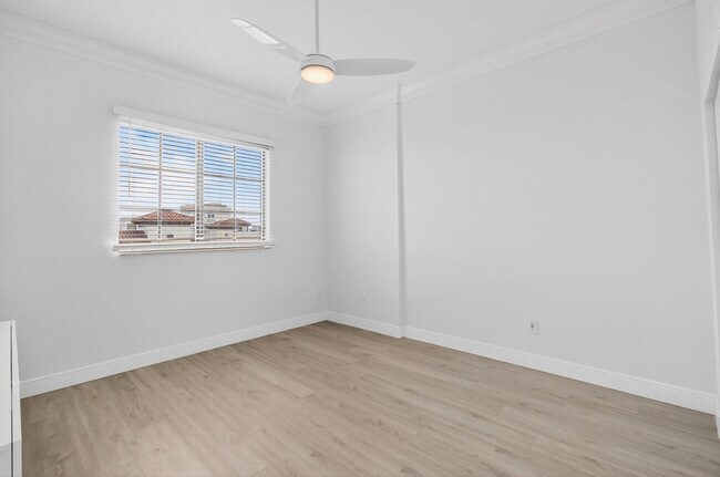 Building Photo - 233 S Federal Hwy