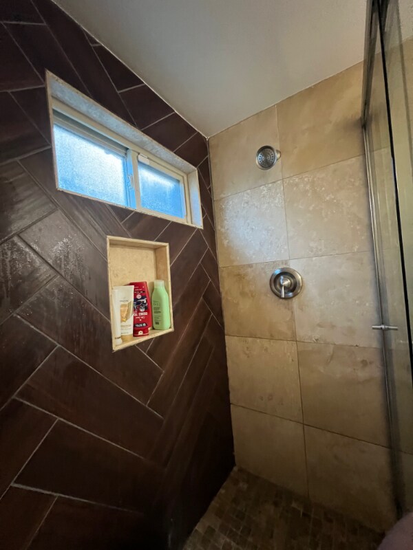 Building Photo - 31241 Old River Rd