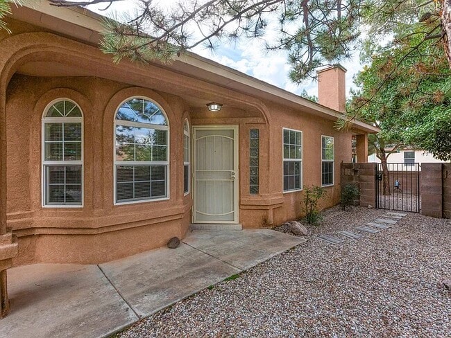 Building Photo - 8543 Murrelet Dr NE