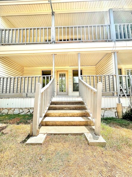 View of the Back Porch & Balcony. - 112 Lachite