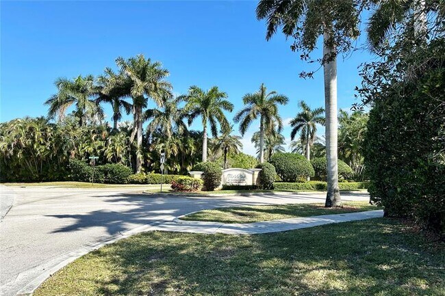 Building Photo - 6533 Emerald Dunes Dr