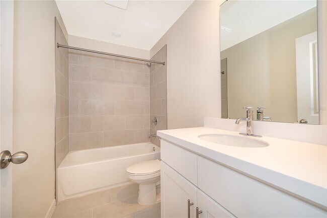 Building Photo - 5261 Luisa Ct