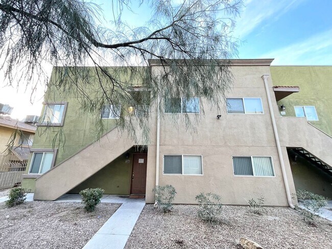 Building Photo - 1834 N Decatur Blvd