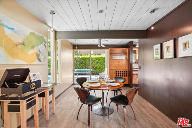 Building Photo - 1568 Stoddard Ave