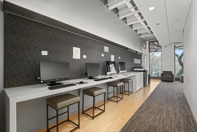 Building Photo - 505 N Lake Shore Dr