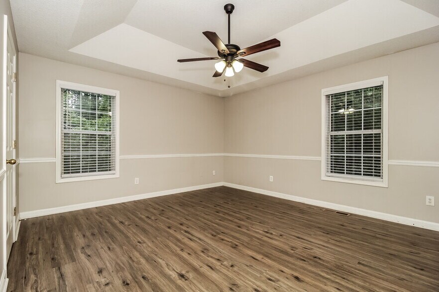 Building Photo - 28 Fernwick Ct