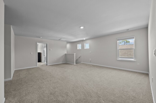 Building Photo - 107 Delray Ct