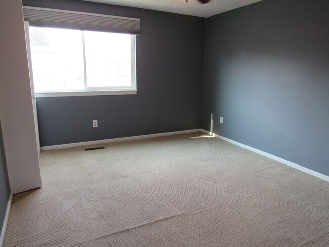 Building Photo - Condo In Arvada close to light rail