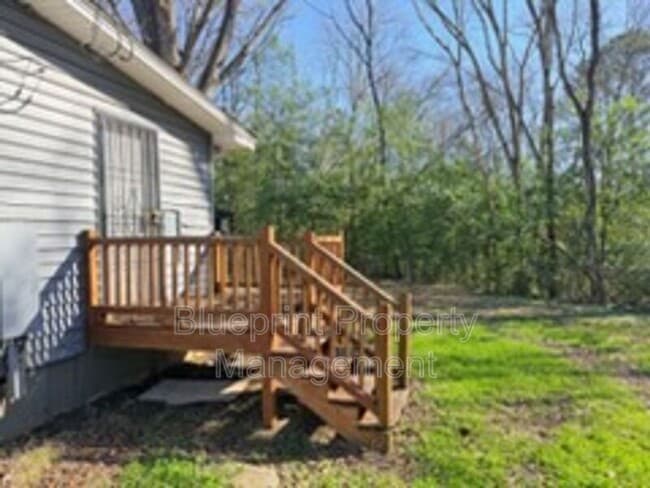 Building Photo - 6609 Avenue O