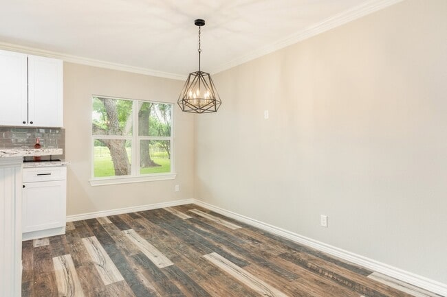 Building Photo - 1211 Kirsten St