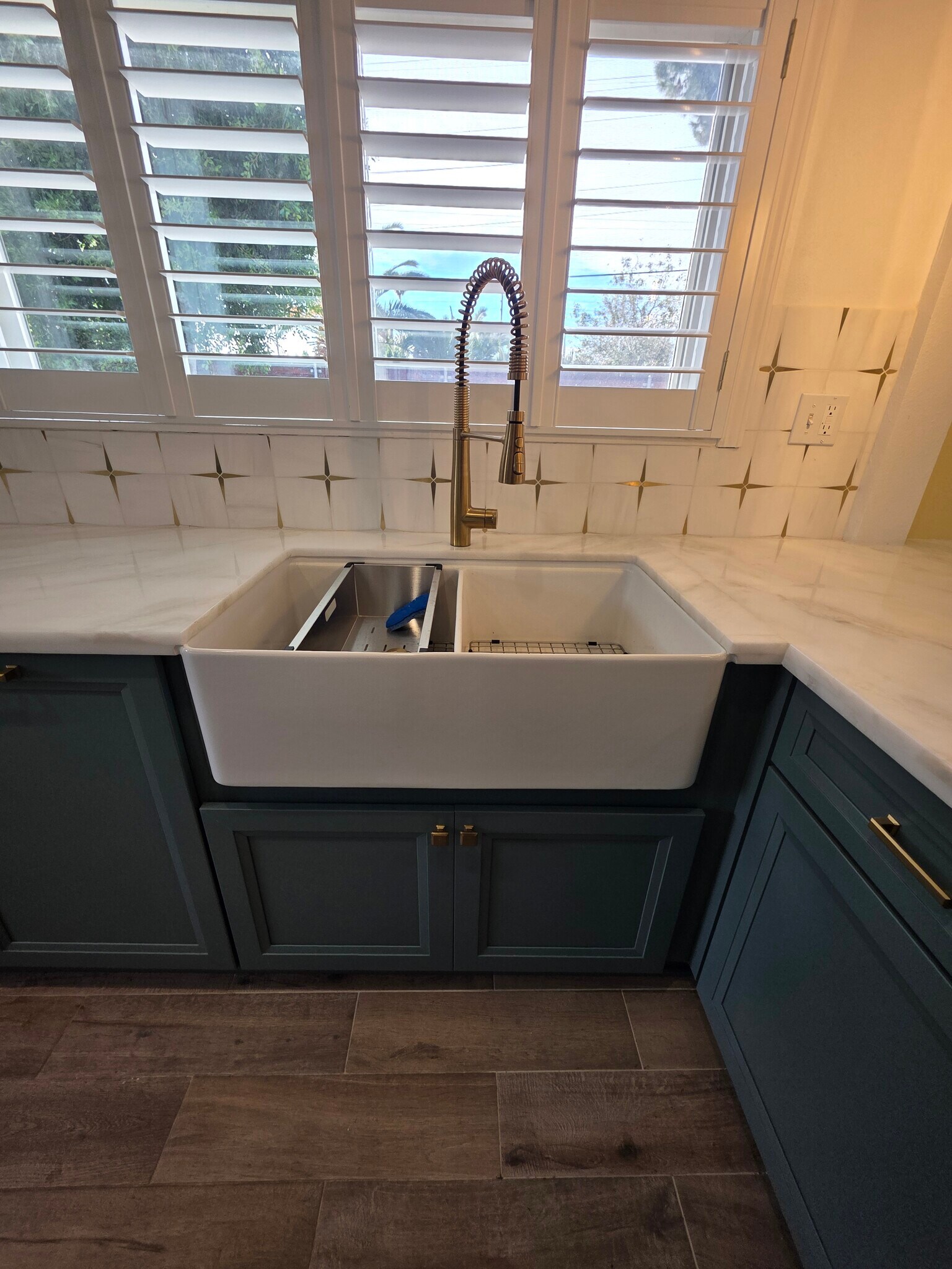 Building Photo - 18822 Hart St