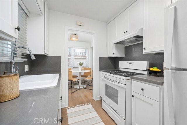 Building Photo - 502 36th St