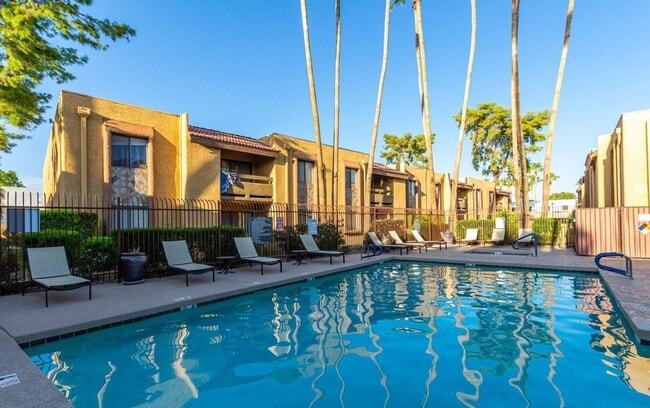 Building Photo - 2 Bedroom Condo in the Scottsdale Terrace Condominiums Community Near N Pima Rd and E Indian Scho...