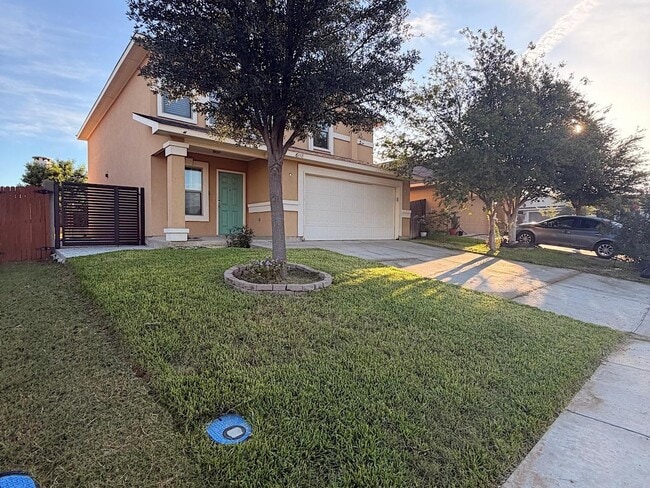 Building Photo - 6118 Fraile Dr