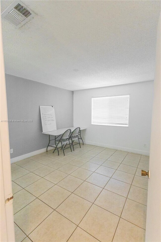 Building Photo - 15770 SW 106th Terrace