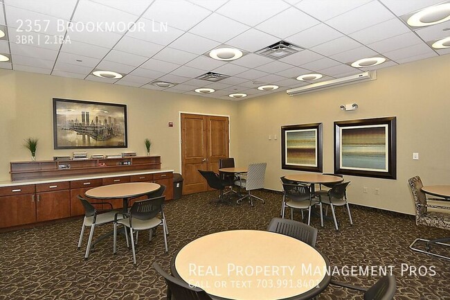 Building Photo - 2357 Brookmoor Ln