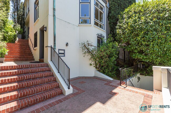 Building Photo - Pacific Heights: Remodeled Single Family H...