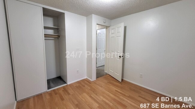 Building Photo - Comfortable 4 BD | 1.5 BA Home w/ Large Yard - Gresham
