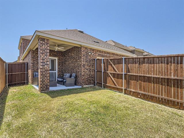 Building Photo - 1533 Bennington Ln