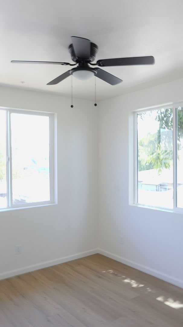 Building Photo - 3 bedrooms 2 baths Duplex- ADU style.