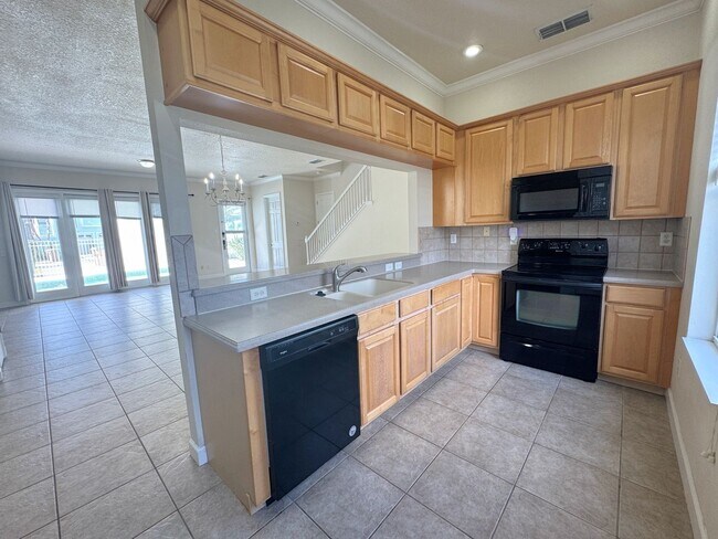 Building Photo - 7750 Linkside Loop