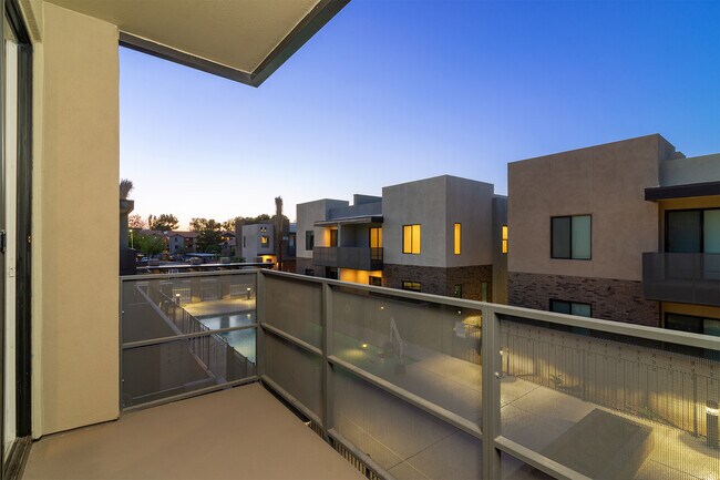 Guest Bedroom Balcony overlooking Pool - 901 S Smith Rd