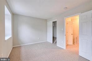 Building Photo - 12 Heritage Ct