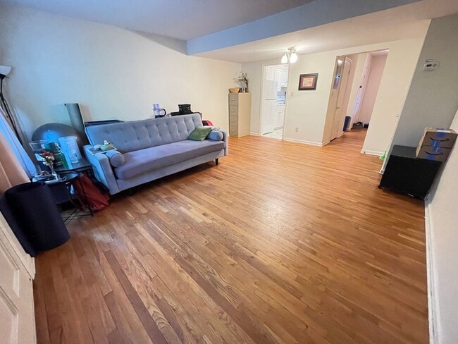 Building Photo - Incredible location! Fidelity Court offers comfort and convenience in the heart of Carrboro...