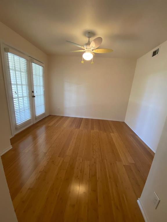 Building Photo - 3101 Townbluff Dr