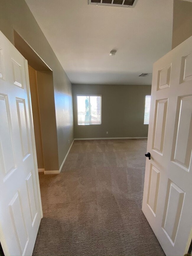 Building Photo - Gorgeous 2 Story Home Available Soon in Ga...