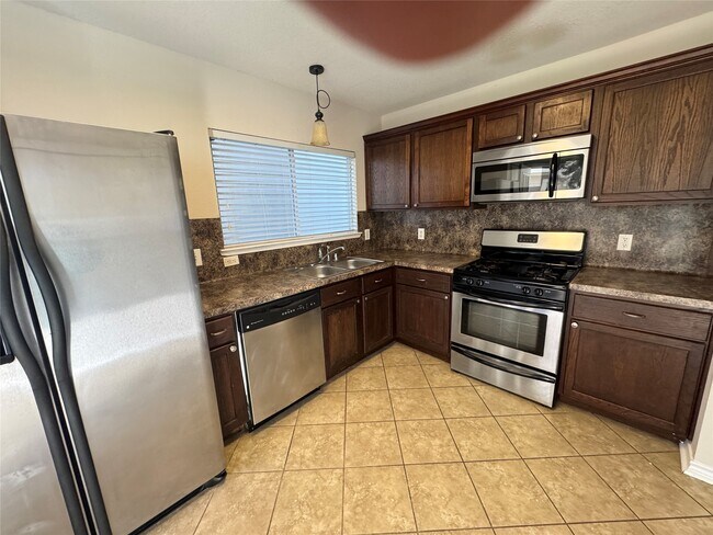 Building Photo - 21835 Mossy Field Ln