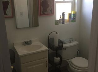 Building Photo - 5921 Cahuenga Blvd