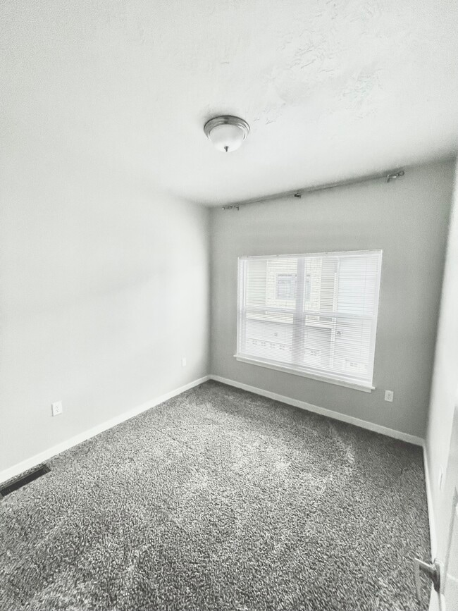 Bedroom 1 - 4261 N Reed Ln