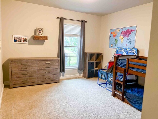 Building Photo - Beautiful 4bed/2 bath home in Cypress Bend