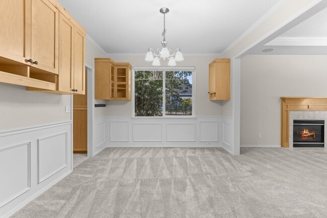 Building Photo - FOR RENT: CORNER LOT, Immaculate, lovely and spacious home - 5 bed, 3 bath + bonus room with 3-ca...