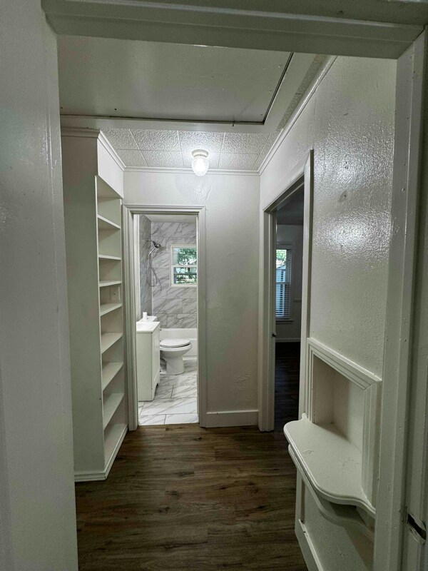 Building Photo - 321 Alexander Ave