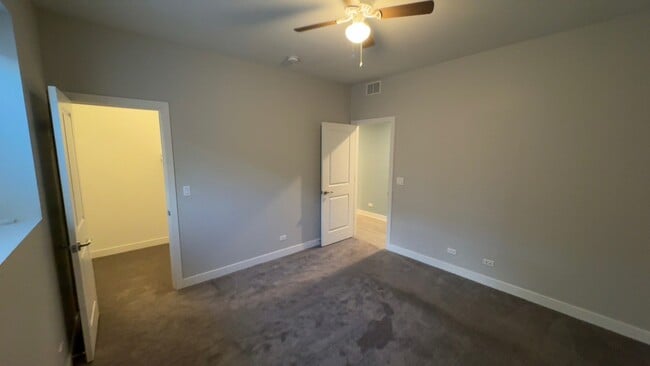 Building Photo - 22 N Parkside Ave