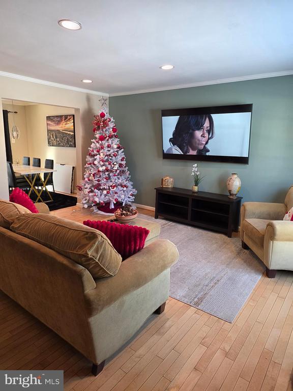 Building Photo - 2122 Princess Anne Ct