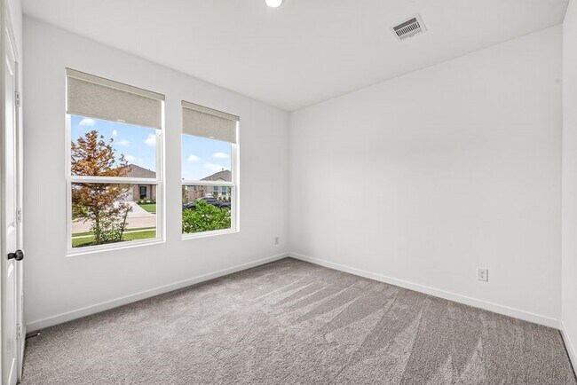 Building Photo - 16307 Chestnut Hvn Ln
