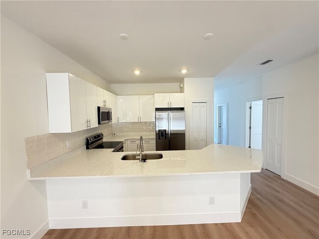 Building Photo - 4719 28th St SW