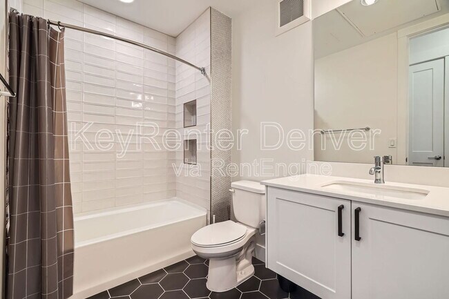 Building Photo - 2876 W 53rd Ave