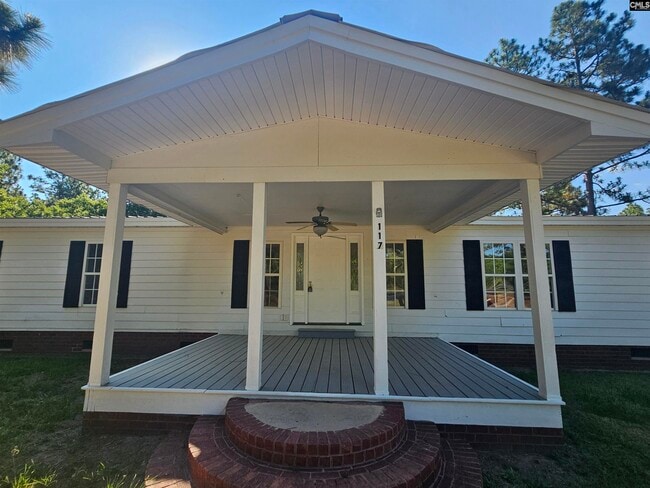 Building Photo - 117 E Woods Ct